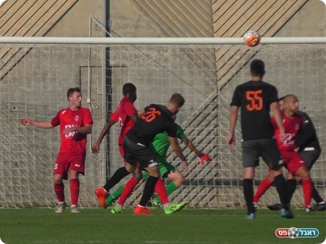 גם המשקוף לא עזר לאזור בסופו של דבר